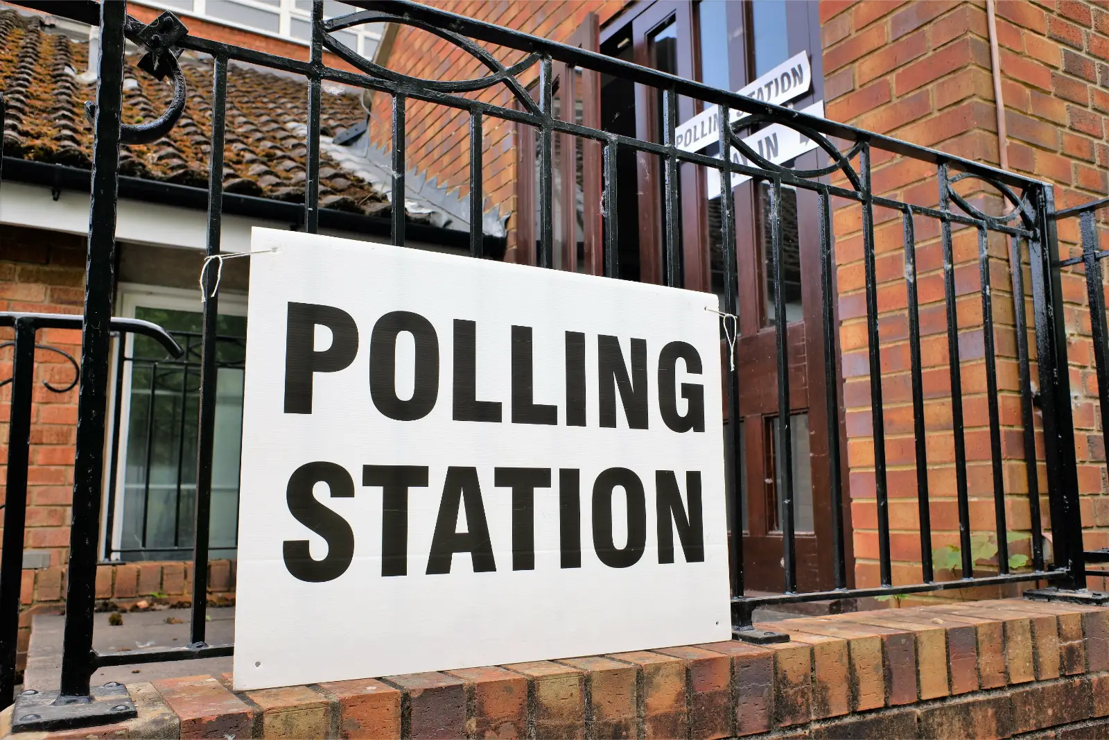 Who can vote at a polling station?